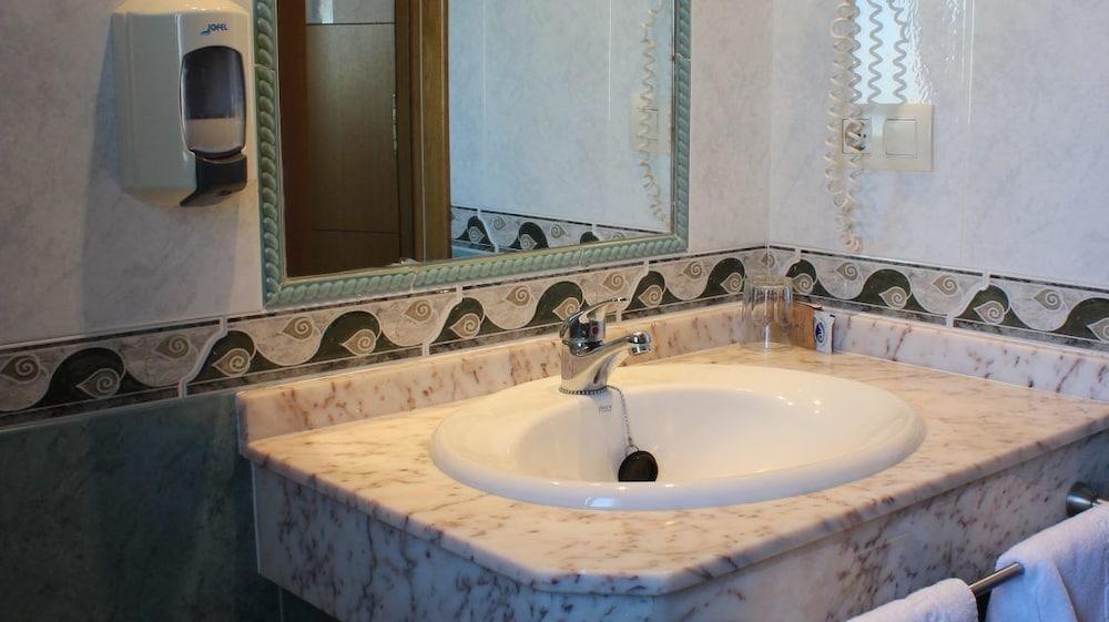 Hotel Maracaibo Portonovo Kültér fotó