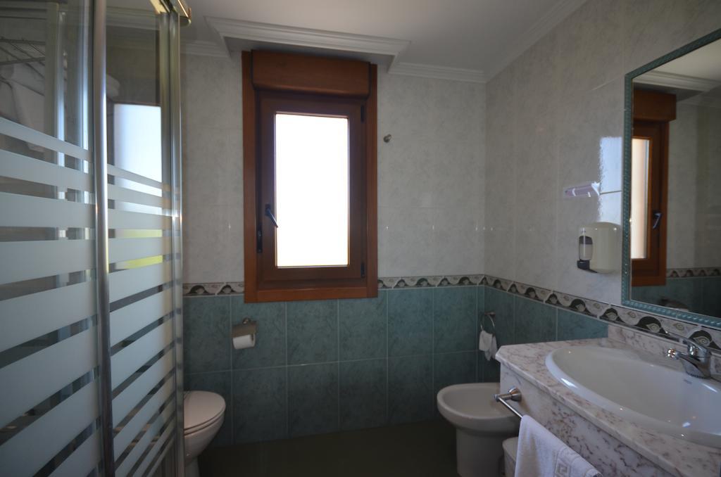 Hotel Maracaibo Portonovo Szoba fotó